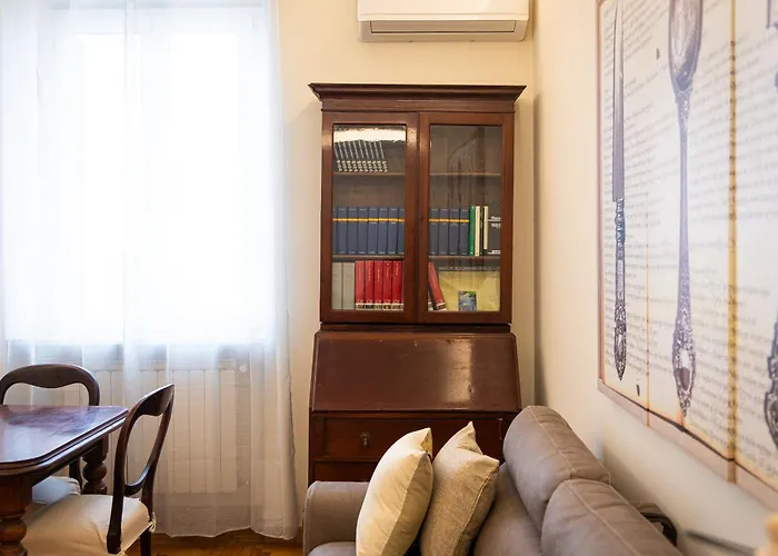 Alberico Ii By In Apartment *