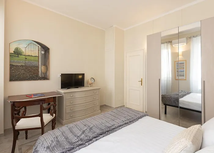 Alberico Ii By In Apartment *